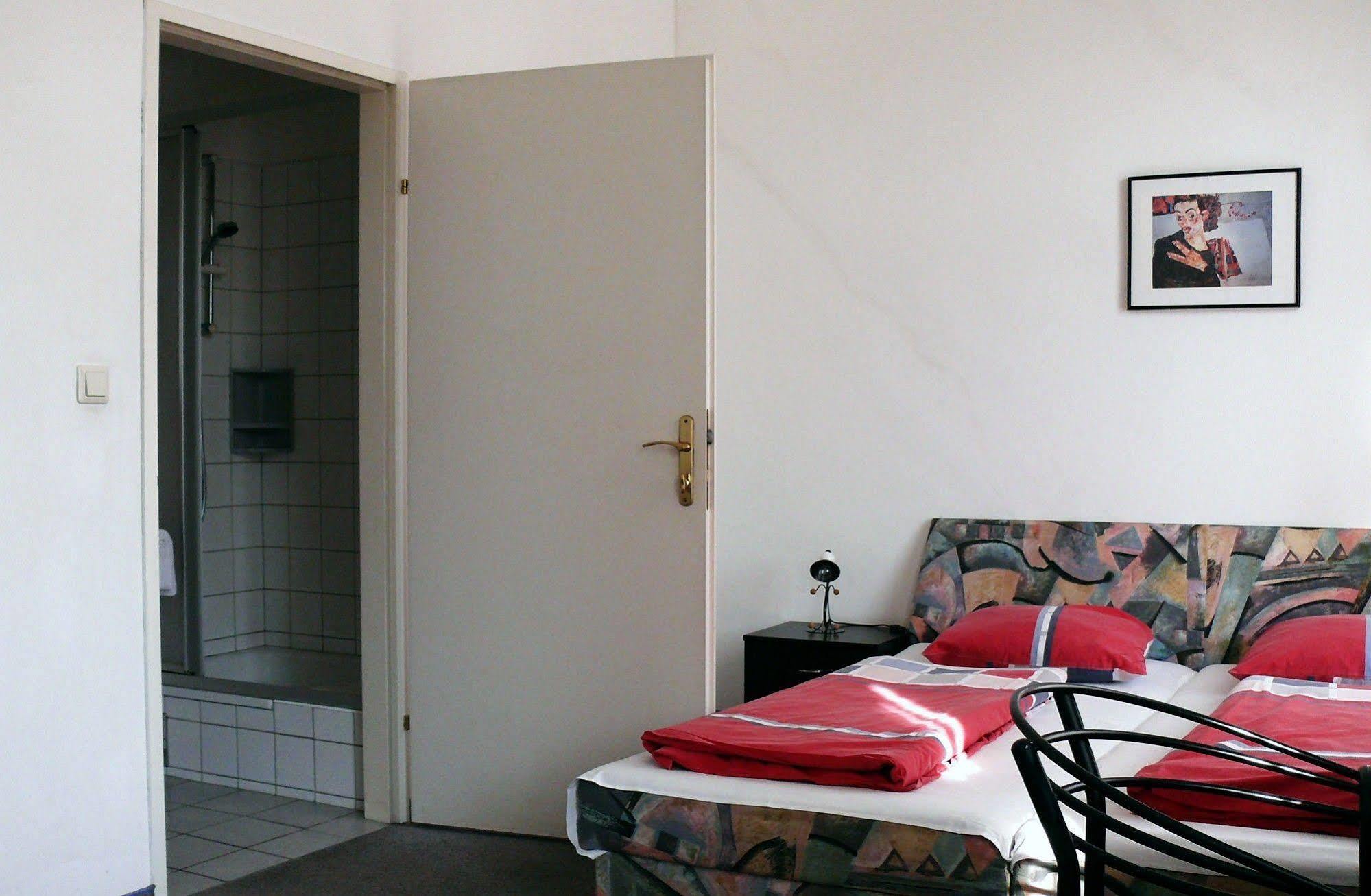 Riess City Rooms - Self Check-In Wien Ngoại thất bức ảnh